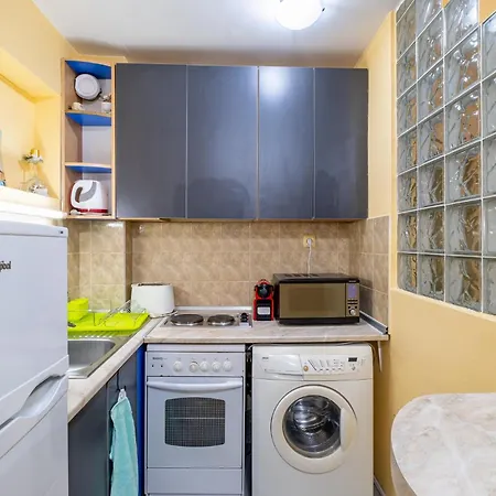 アパート Raya Top Center 2br