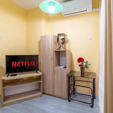Raya Top Center 2br Apartment