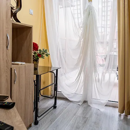 Apartment Raya Top Center 2br *