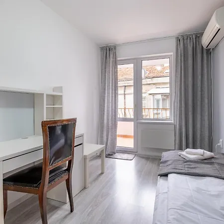 Raya Top Center 2br Varna